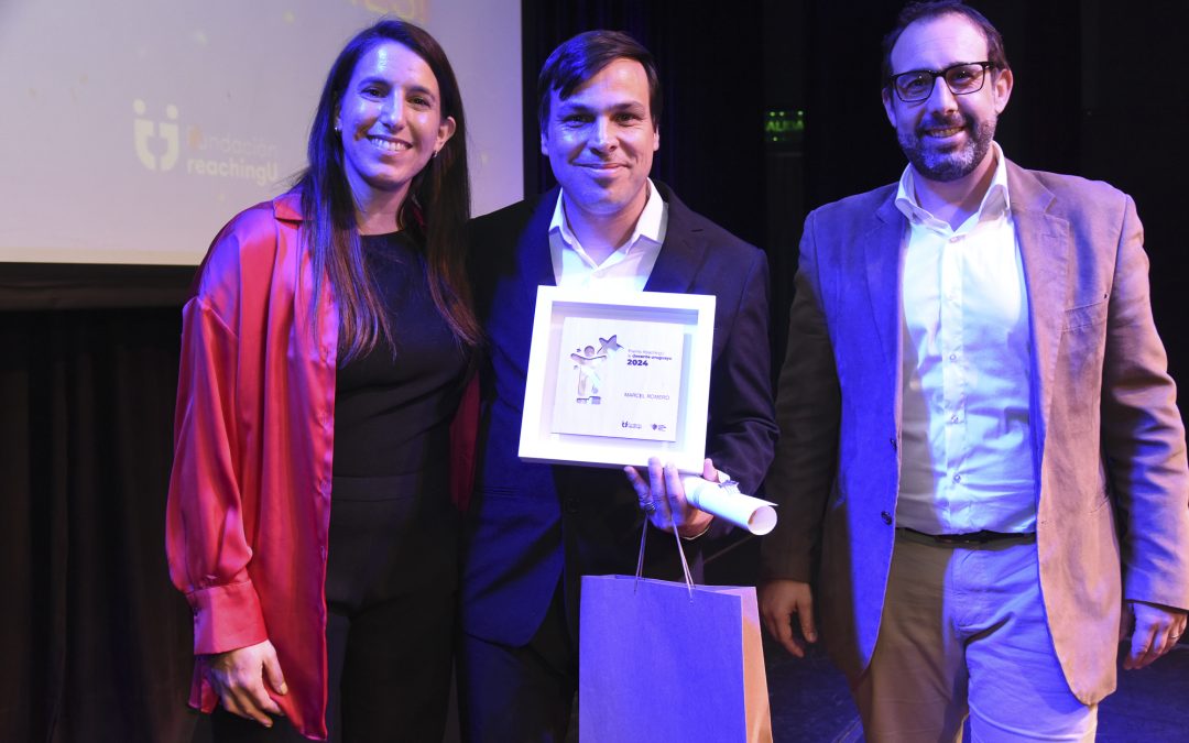 Marcel Romero es el ganador del Premio ReachingU al docente uruguayo 2024