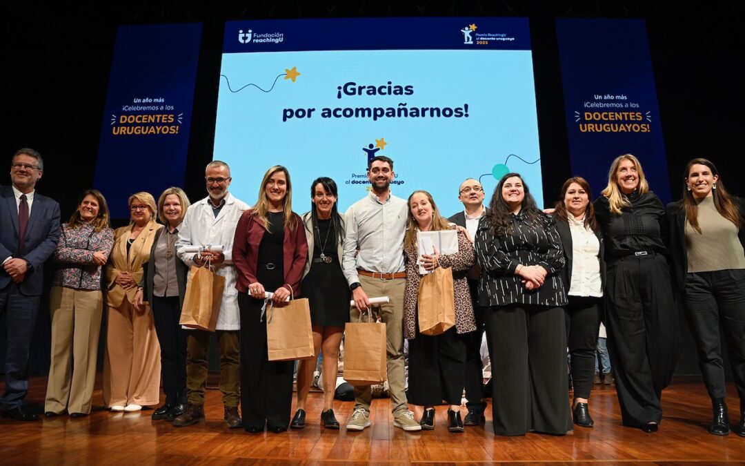 María Evangelina Hernández Fabre fue la ganadora el Premio ReachingU al docente uruguayo 2025